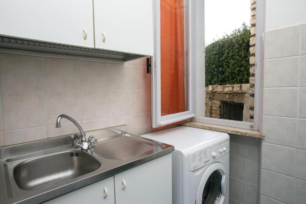 M084 - Marcelli, Trilocale Con Giardino A 100 M. Dal Mare Al Mareverde Marcelli